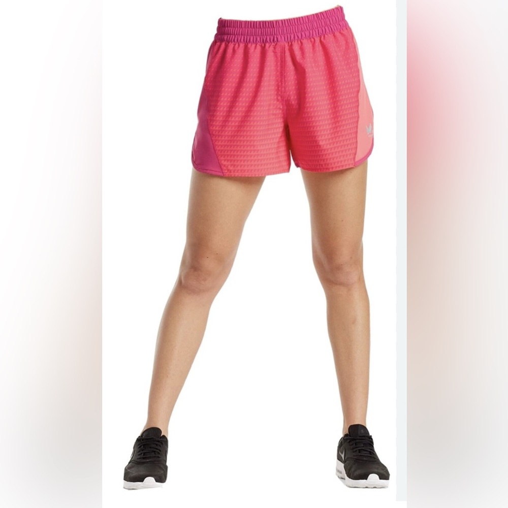 Mission Women's VaporActive Ion 4" Training Shorts M
